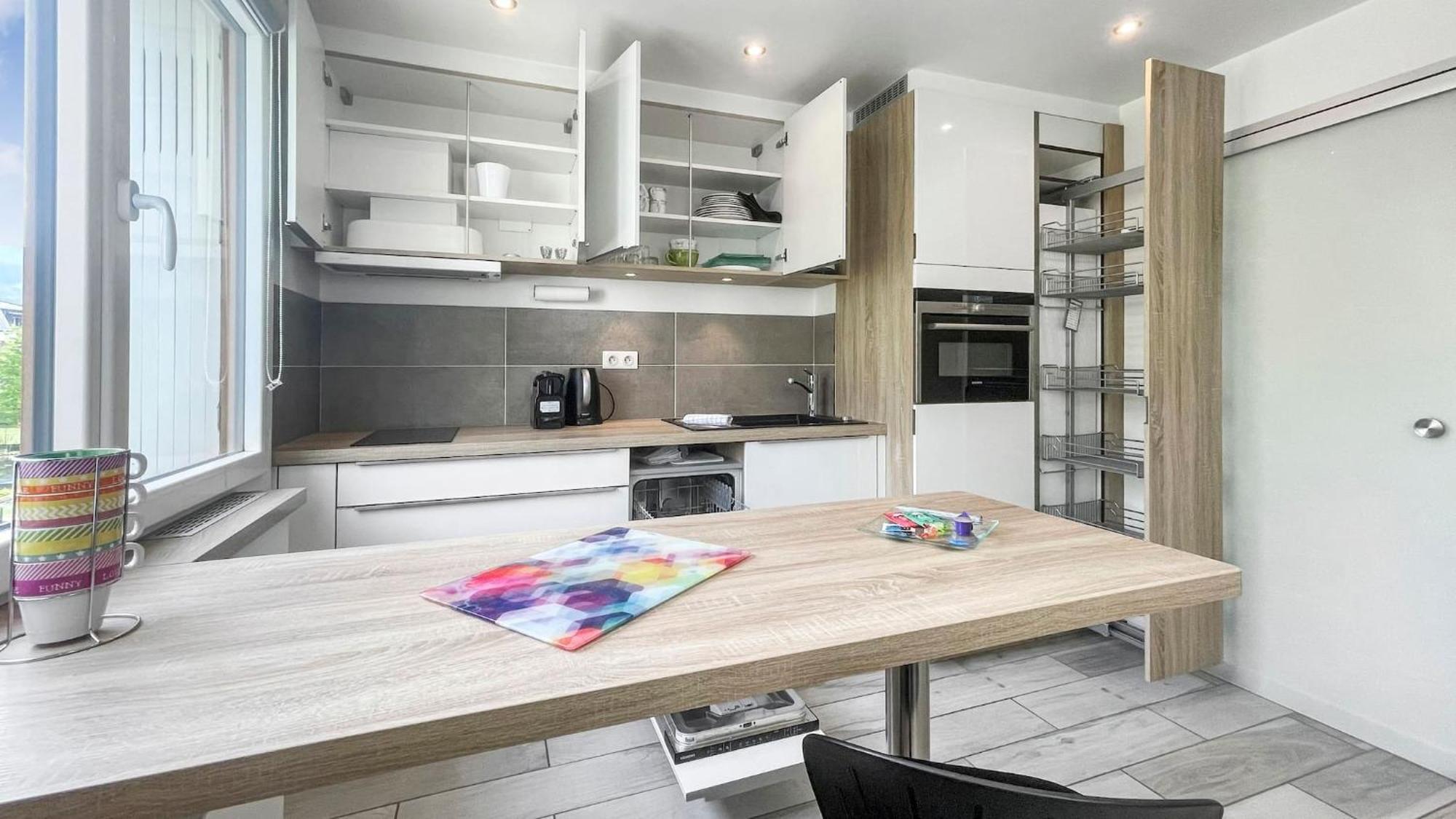 Homey Tidy - New / Proche Centre Annecy / Parking Gratuit / Logement Entierement Equipe Экстерьер фото