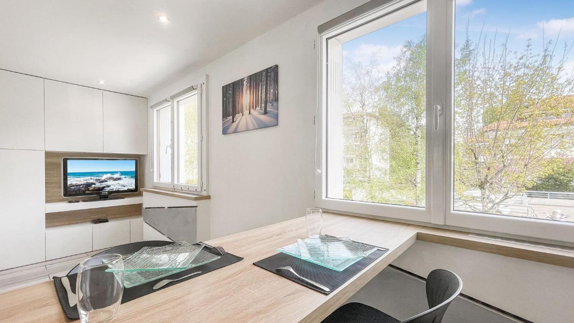 Homey Tidy - New / Proche Centre Annecy / Parking Gratuit / Logement Entierement Equipe Экстерьер фото