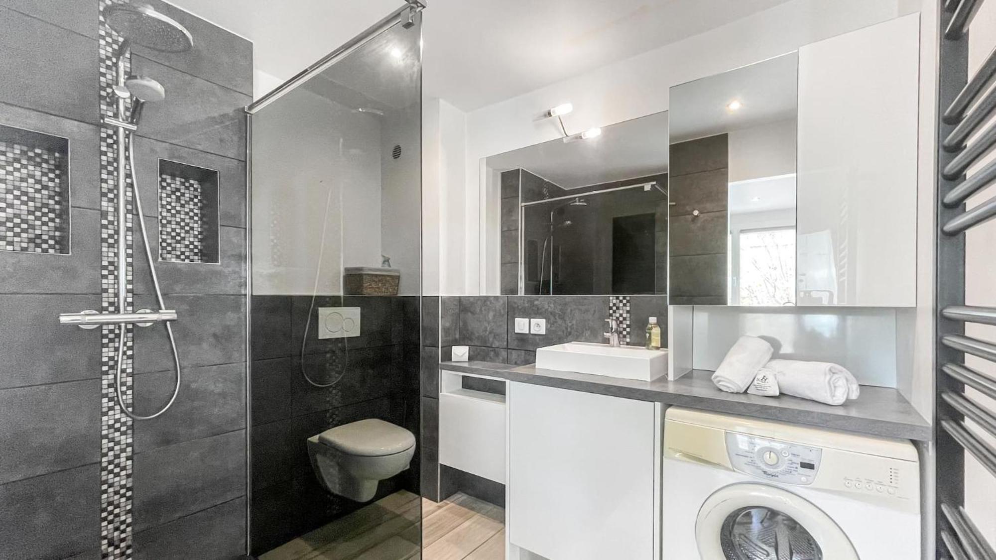 Homey Tidy - New / Proche Centre Annecy / Parking Gratuit / Logement Entierement Equipe Экстерьер фото